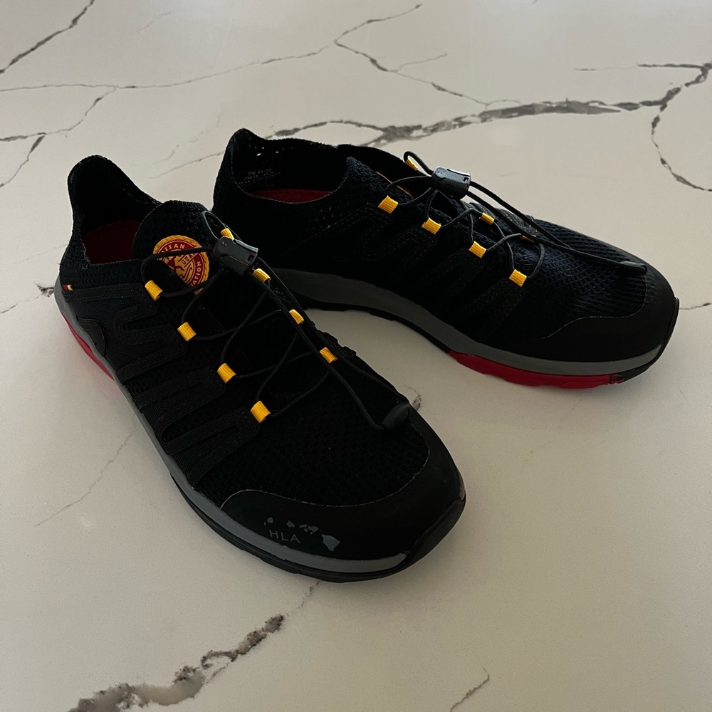 OluKai Imaka Trainer